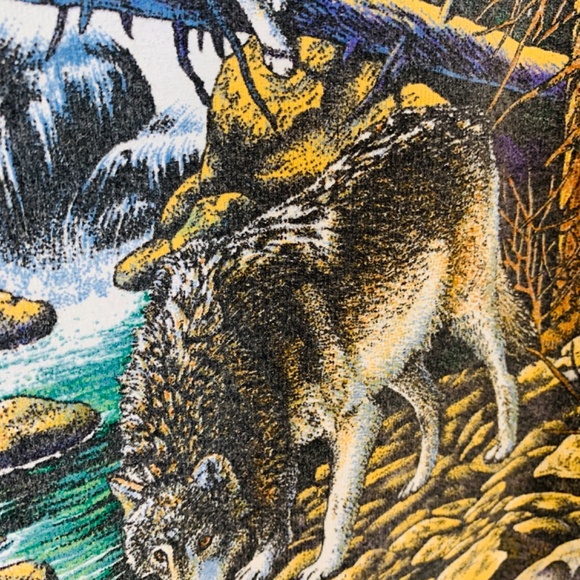 Vintage Crop Top Large Wolf Theme Wolves Reno Nevada - Picture 10 of 16